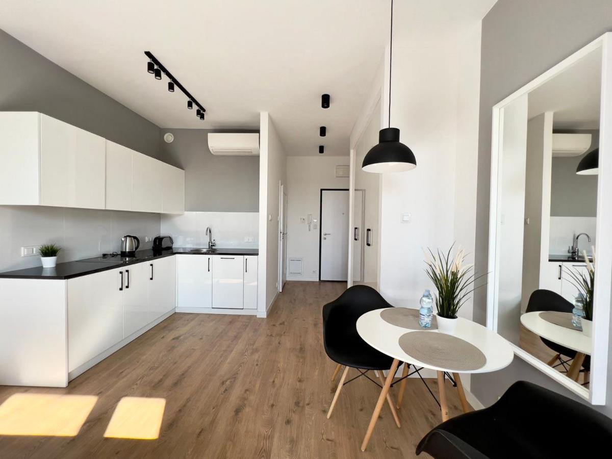 K22 Slawinska 503 Sun-City Apart Варшава Екстер'єр фото